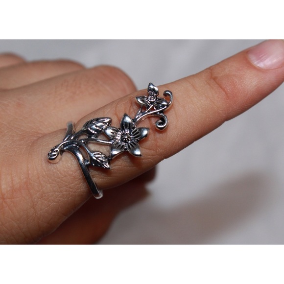 Two Piece Ring Set - Picture 7 of 8